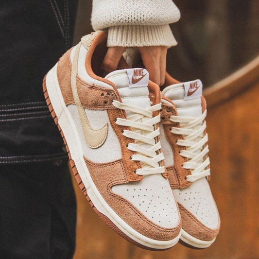 Nike Dunk Low “Medium Curry”
