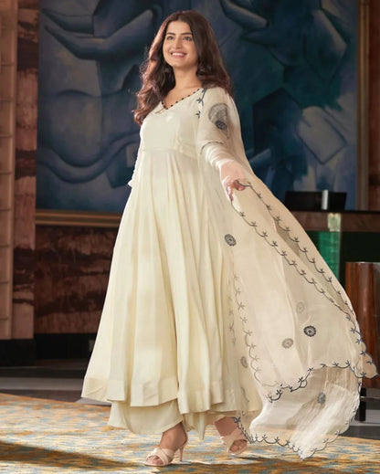 Bollywood Inspired White Anarkali by Rasha Tandani ✨