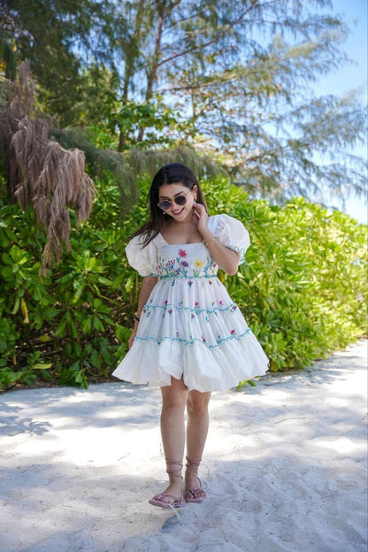 White Lily Serenade – Short Dress