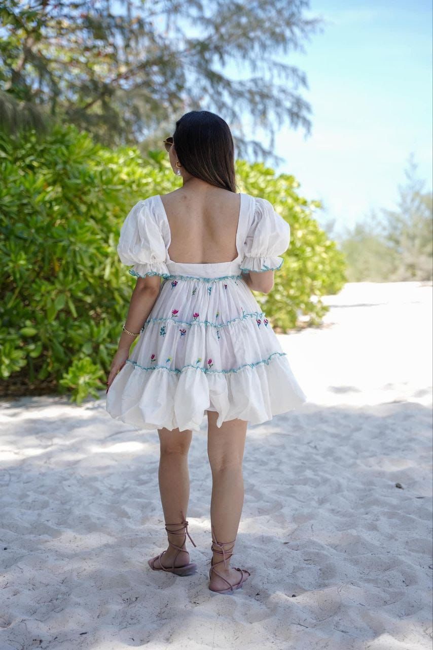 White Lily Serenade – Short Dress