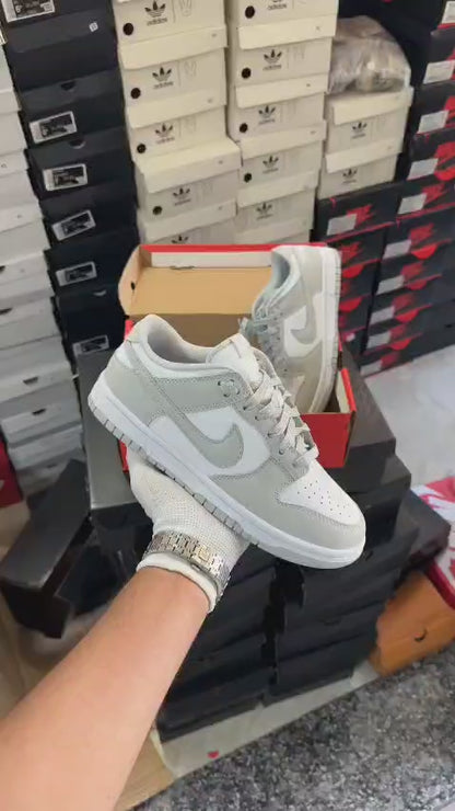 Nike SB Dunk Low "Fog Grey"
