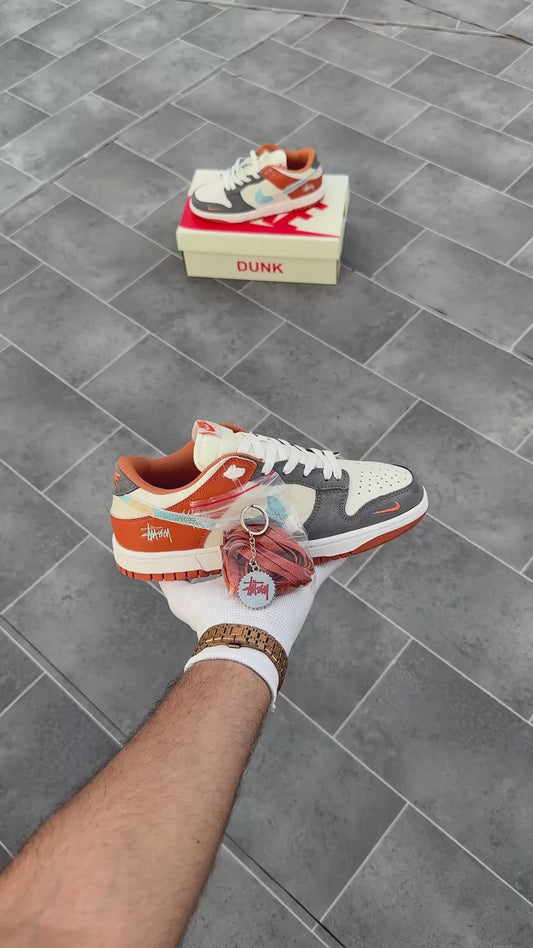 Nike SB Dunk Stussy "Grey Orange"